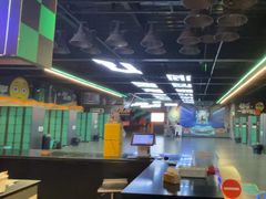 -极限PLAY运动娱乐新世界·团建派对潮玩休闲馆·室内蹦极高空游乐园