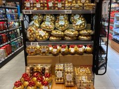-盒马鲜生(红莲店)
