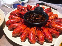-巴厘龙虾·榜首油焖大虾(音乐学院·沿江酒馆店)