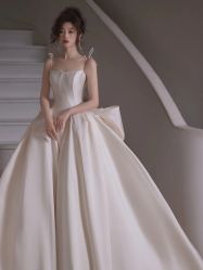 -艾米丽婚纱礼服