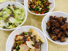 -红色湘菜馆(春风店)