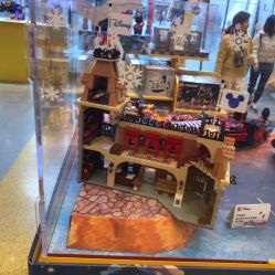 -乐高品牌旗舰店(人民广场店)