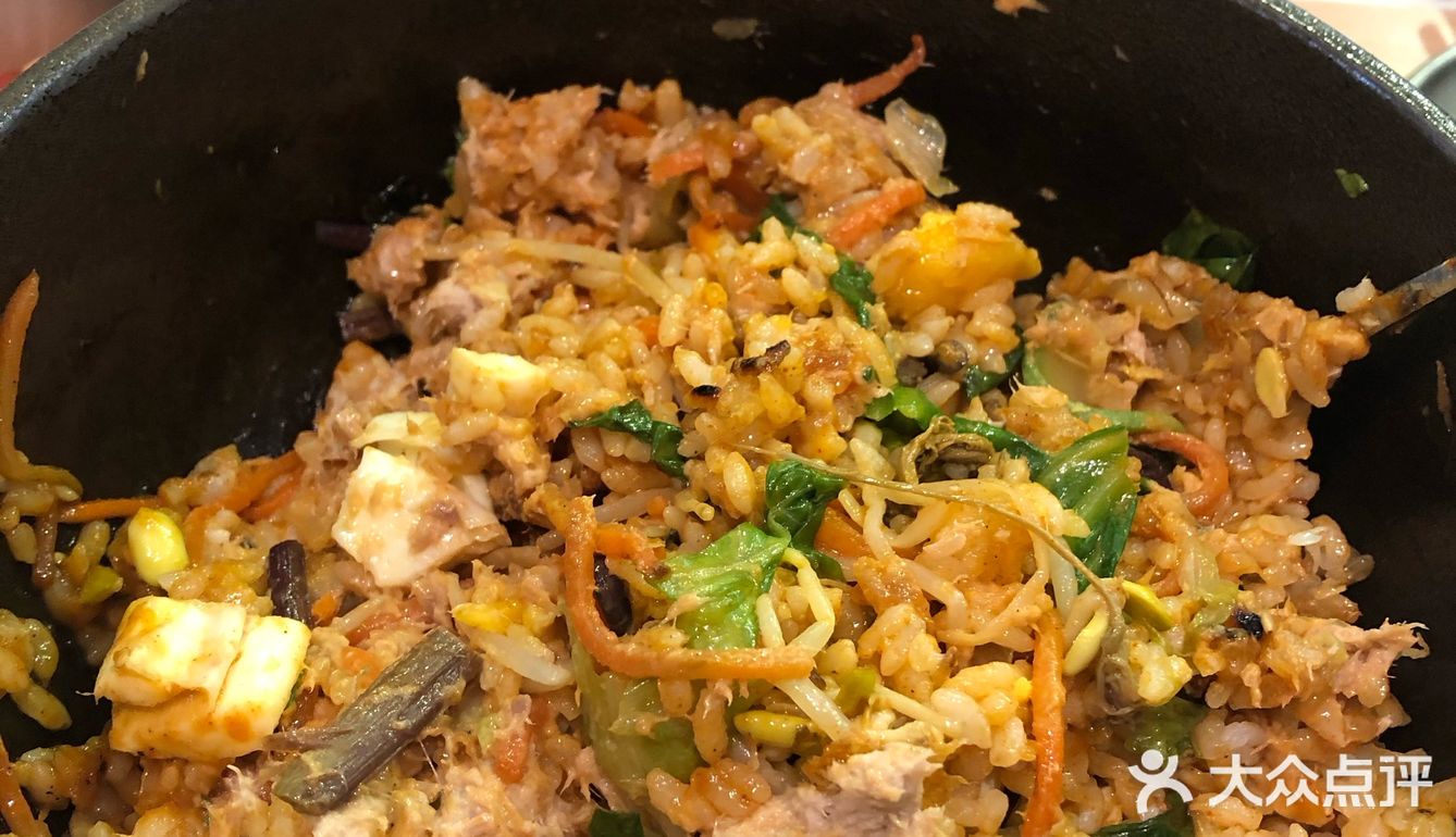 「芝士火腿辛拉面」他的火腿是像港式的午餐肉那样