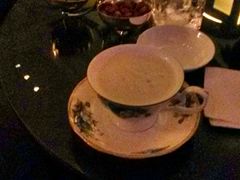 android_upload_pic-LONG BAR 廊吧(外滩华尔道夫酒店)