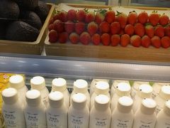 -一只酸奶牛(洪崖洞11楼店)