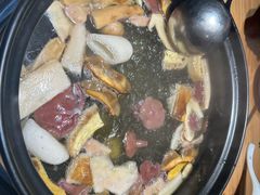 -一朵菌·野生菌探索家火锅(南亚店)