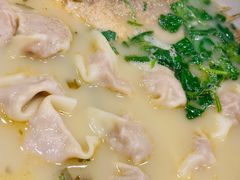 大黄鱼棒打小馄饨-瑞福园联谊餐室(茂名南路店)