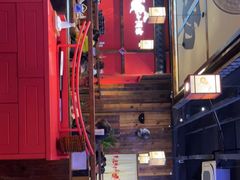 -先启半步颠小酒馆(白麓里店)