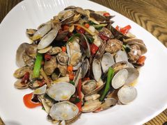 -宝燕海货工场(长江国际店)