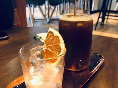 -ZING COFFEE 镜咖啡