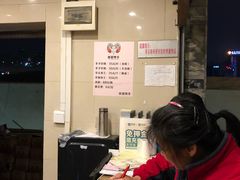 -夜宴江景餐厅