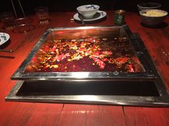 -二荆条·蜀鲜汇城市森林火锅