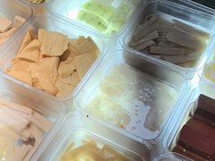 -红渡小香·牛肉麻辣香锅(车站南路店)