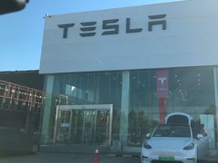 -TESLA 特斯拉(北京南四环中路特斯拉中心)