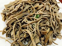-溢心园香河肉饼总店
