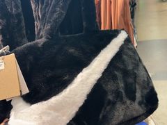 -NIKE上海青浦优选体验店