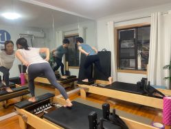 -悠扬孕妇瑜伽产后恢复馆