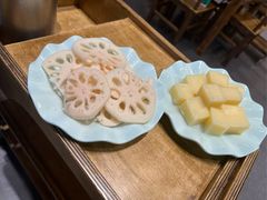 -肖肖酸萝卜鱼火锅(总店)