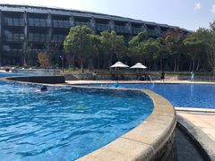 -上海滴水湖皇冠假日酒店
