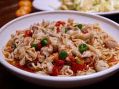 泡椒鱼杂手擀面-老板恋上鱼(荣盛广场店)