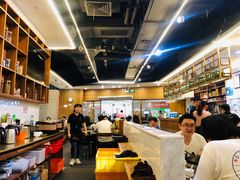 -胡须佬鸡煲四季火锅店(石厦西村直营店)