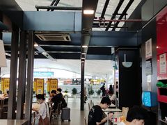 -麦当劳(深圳北站高铁店)