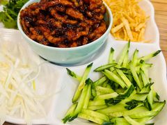 -合合春饼·酱骨·东北菜(潘家园店)