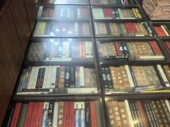 -钟书阁(松江泰晤士小镇店)