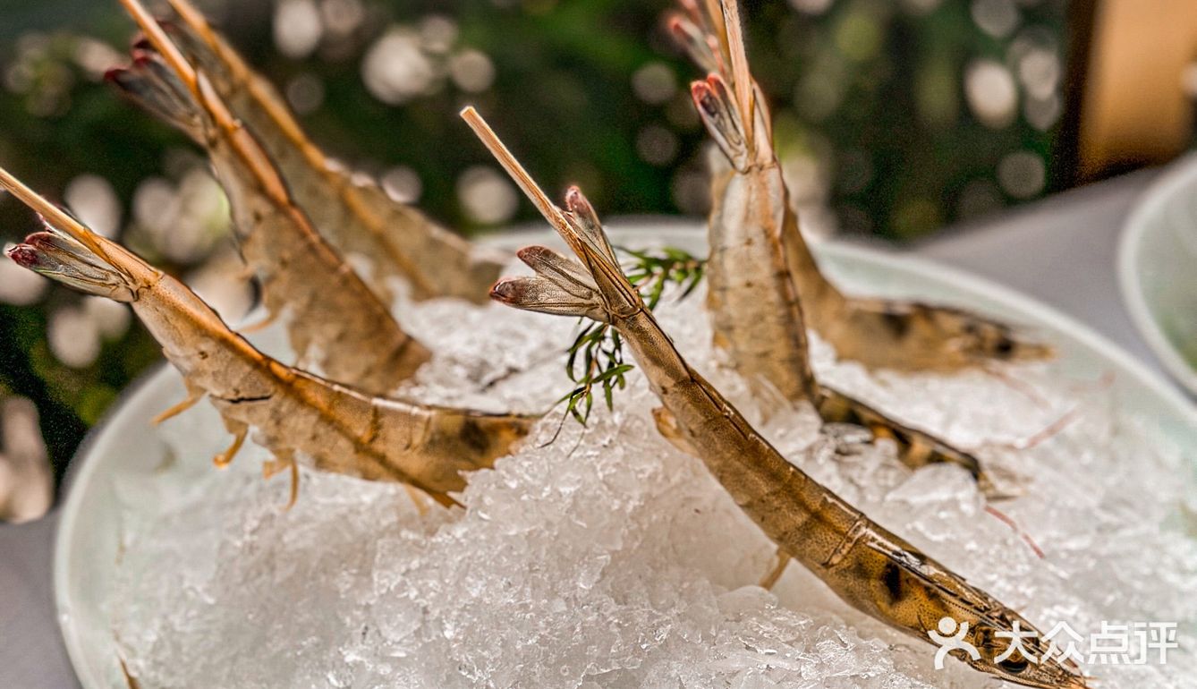 冬日大进补，药膳醉鸡煲