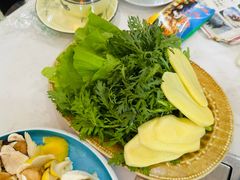 -菌之家·专业纯野生菌火锅·特色炒菌