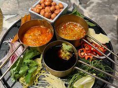 -禄婶鸡煲·打边炉