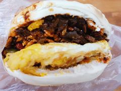 蛋菜夹馍-老马家马蓉蛋菜夹馍·腊牛肉夹馍(回民街店)