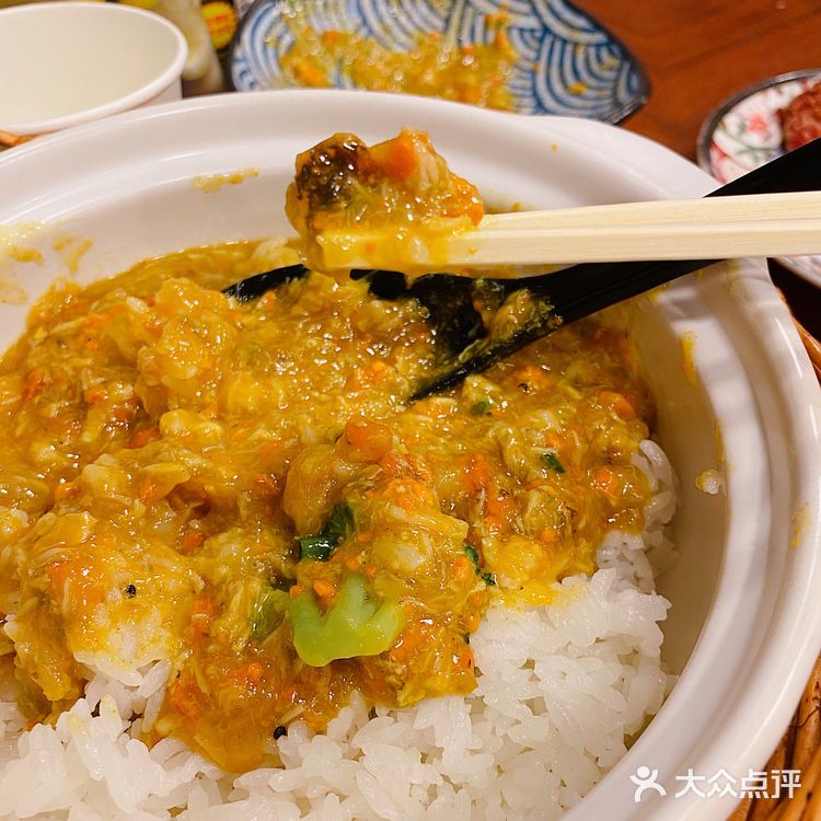 南京路步行街必打卡｜性价比蟹粉面&小笼包