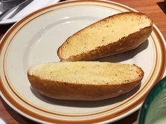 特制蒜香面包-萨莉亚意式餐厅(国和1000店)