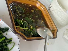 -卢老鸭饭店(楚雄到昆明方向店)