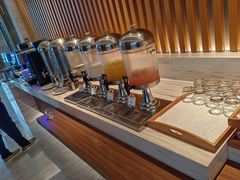 -万荟轩海鲜·粤式点心自助餐厅(蓝海风万怡酒店)