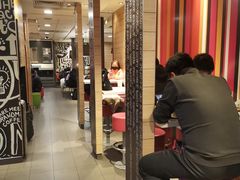 大堂-麦当劳(新闸路店)