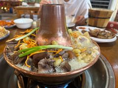 -岳记兴隆·青城腊排铜火锅(融创店)