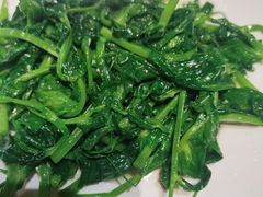 -渝信川菜 · 川味家常菜(财富购物中心店)