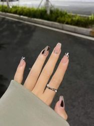 -1T·1M 日式美甲美睫