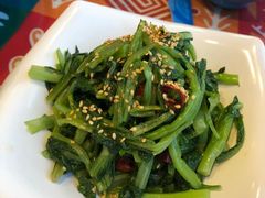 -楼兰古丽新疆菜(钟楼景观店)