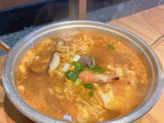 辛拉面-金顺韩式烤肉·网红烤肉店(广利路店)