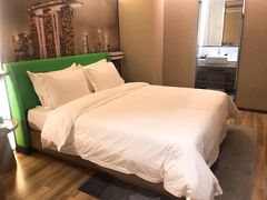 -柏槿酒店(罗湖口岸向西地铁站店)