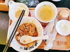 -熊吞·大碗丼烧肉饭(济宁万达广场店)