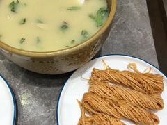 -闫府私房菜·百年鲁菜(恒隆店)