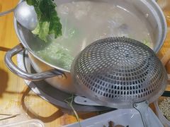 -养牛邓·潮汕牛肉海鲜自助火锅(广州店)