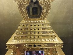 -峨眉山报国寺
