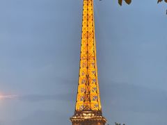 -乐蓬马歇百货公司(Rive Gauche)