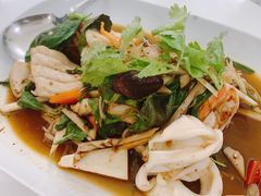 冬蔭炒海鮮-Raan Jay Fai