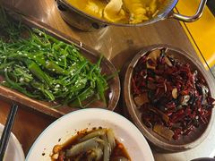 -隔壁老王·家常云南菜(花巷店)